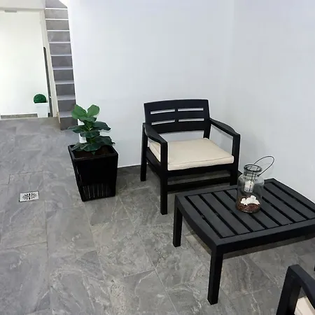 Lea Villa *